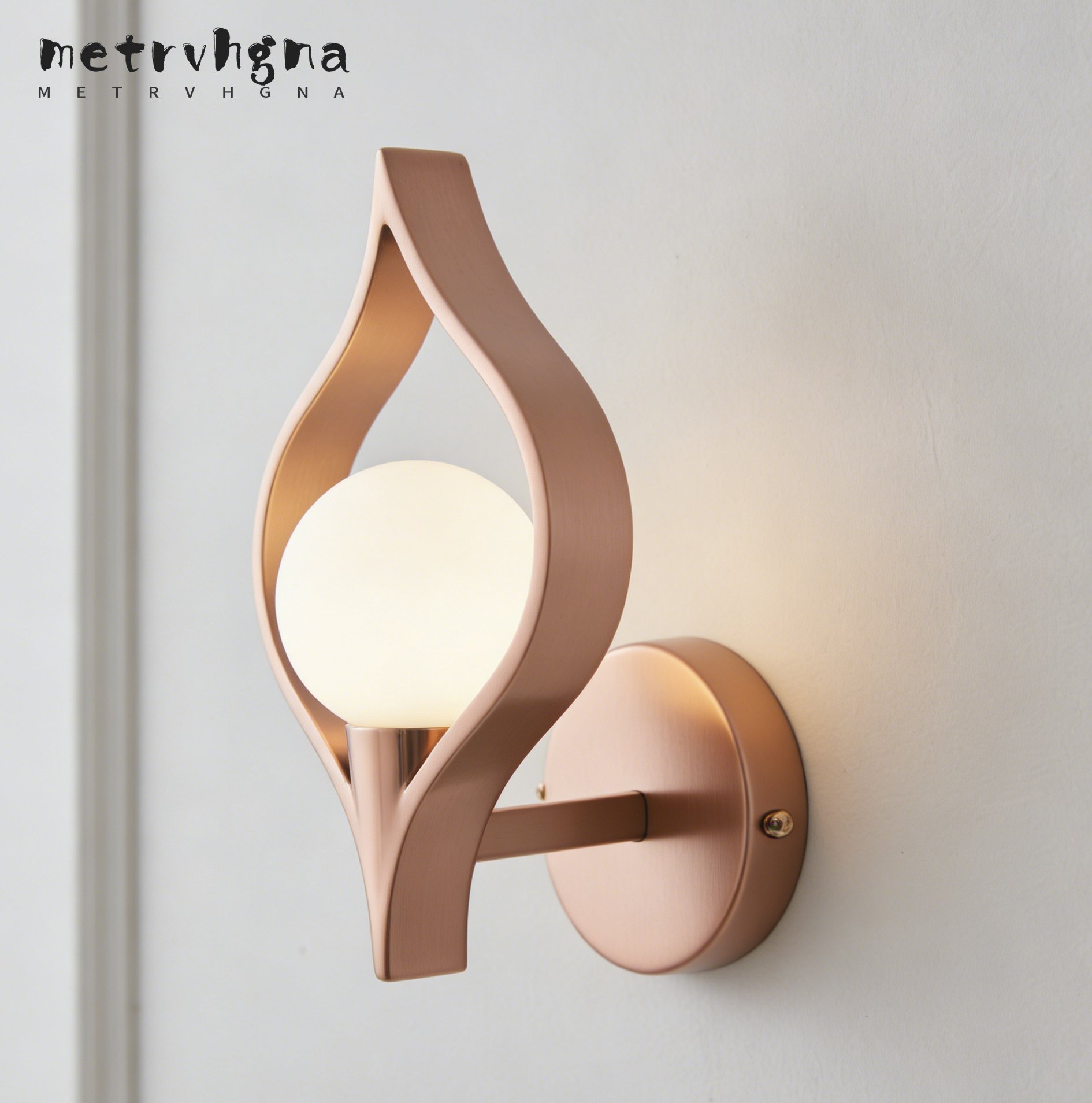 โคมไฟติดผนังทันสมัย