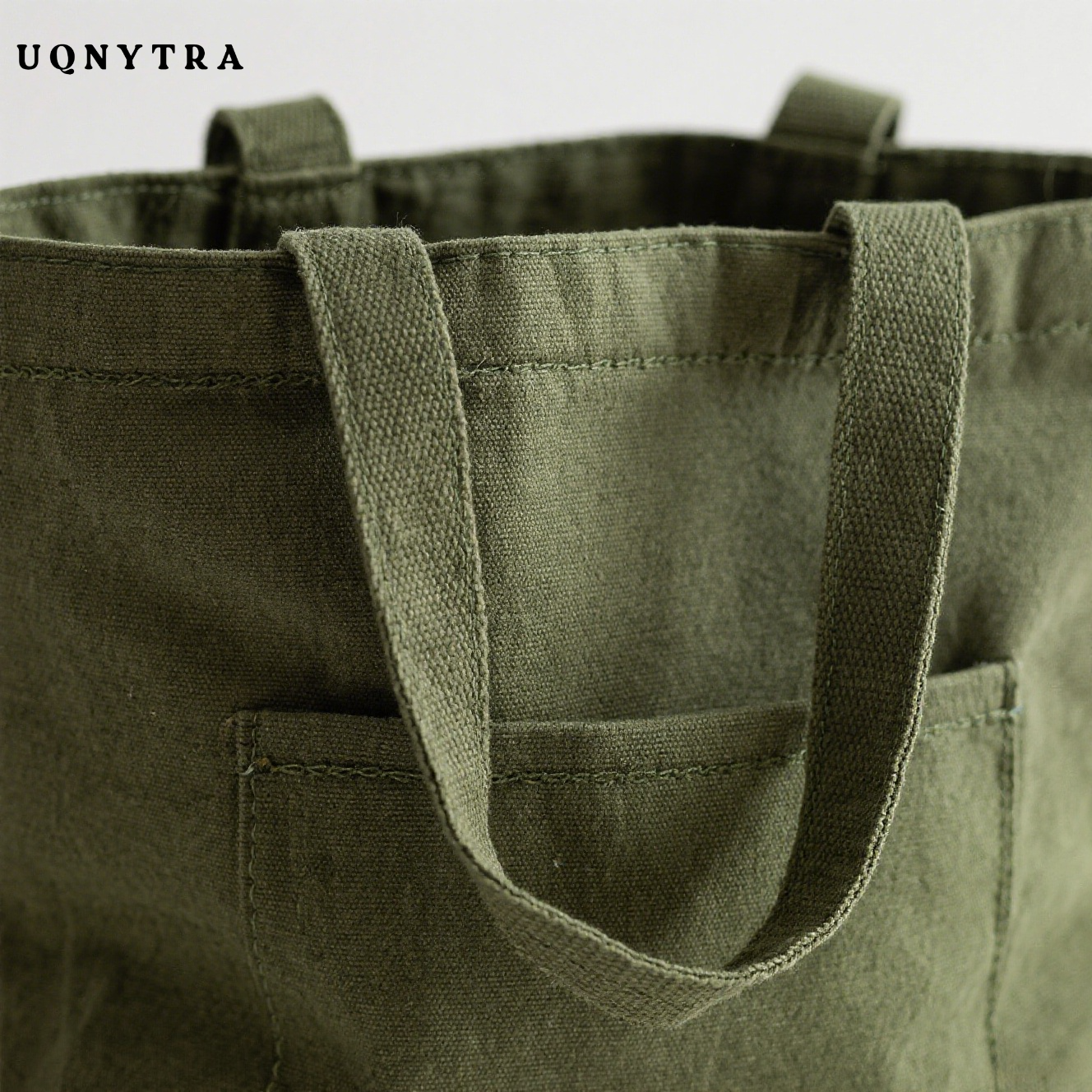 일상에 어울리는 캔버스 가방 스타일링