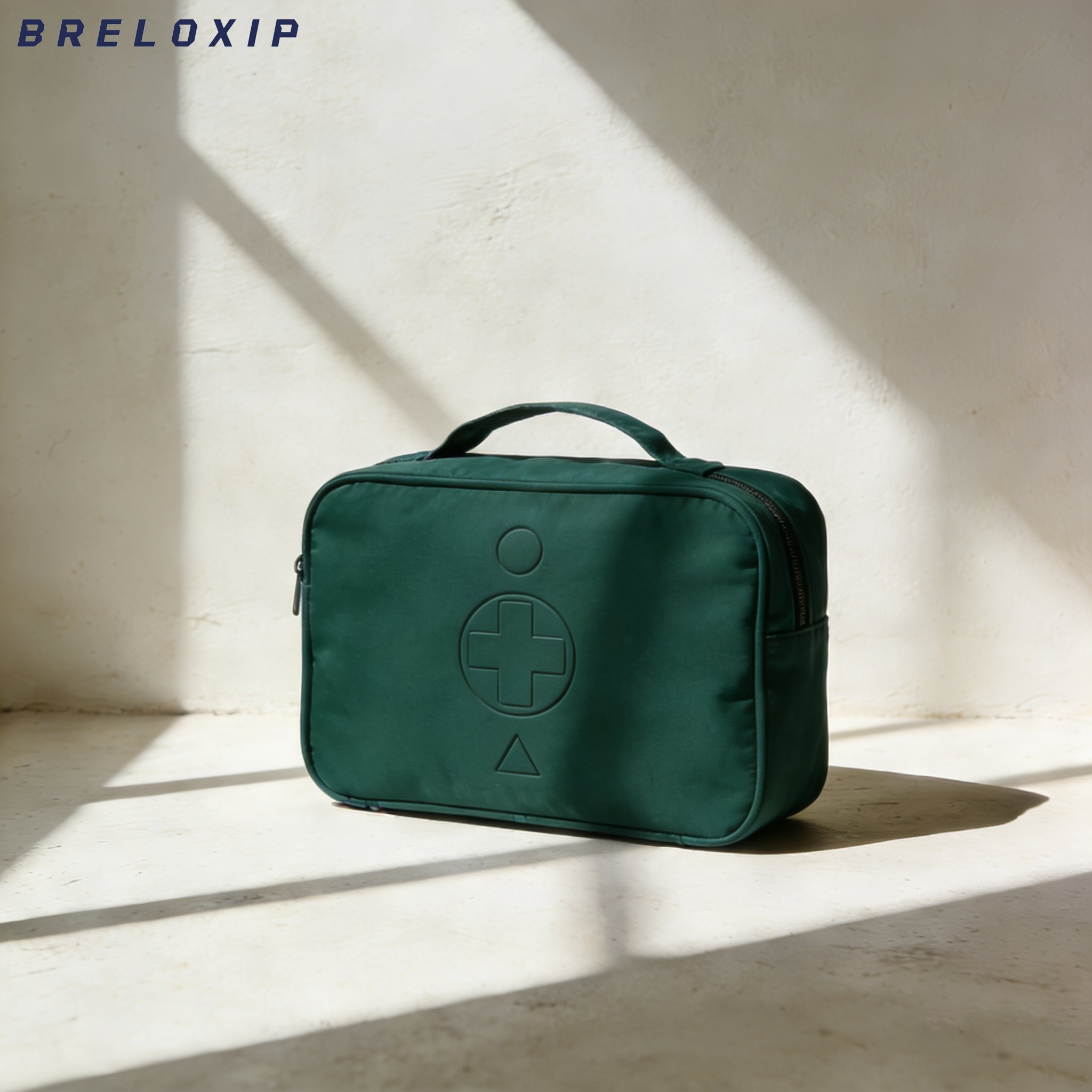 ชุดปฐมพยาบาลในรถยนต์แบบพกพาและขนาดเล็ก