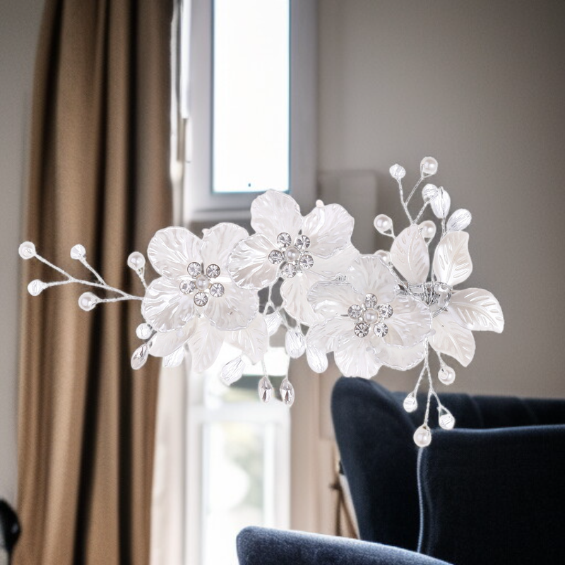 欧米風花びらパール手作りヘアクリップ3点セット　ウェディング白色髪飾り