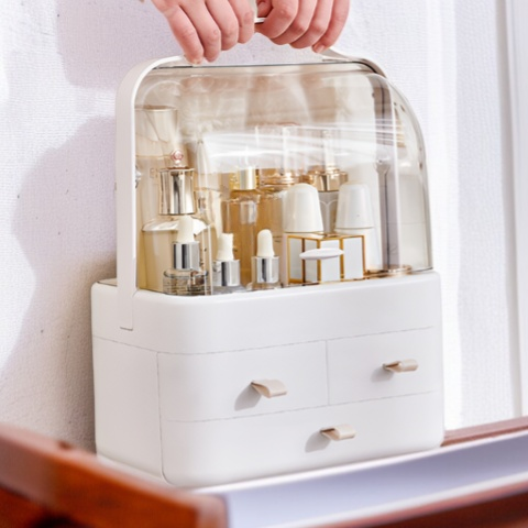 Spacious cosmetic organizer with dustproof cover