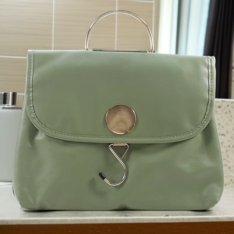 フック付き旅行用トイレタリーバッグ