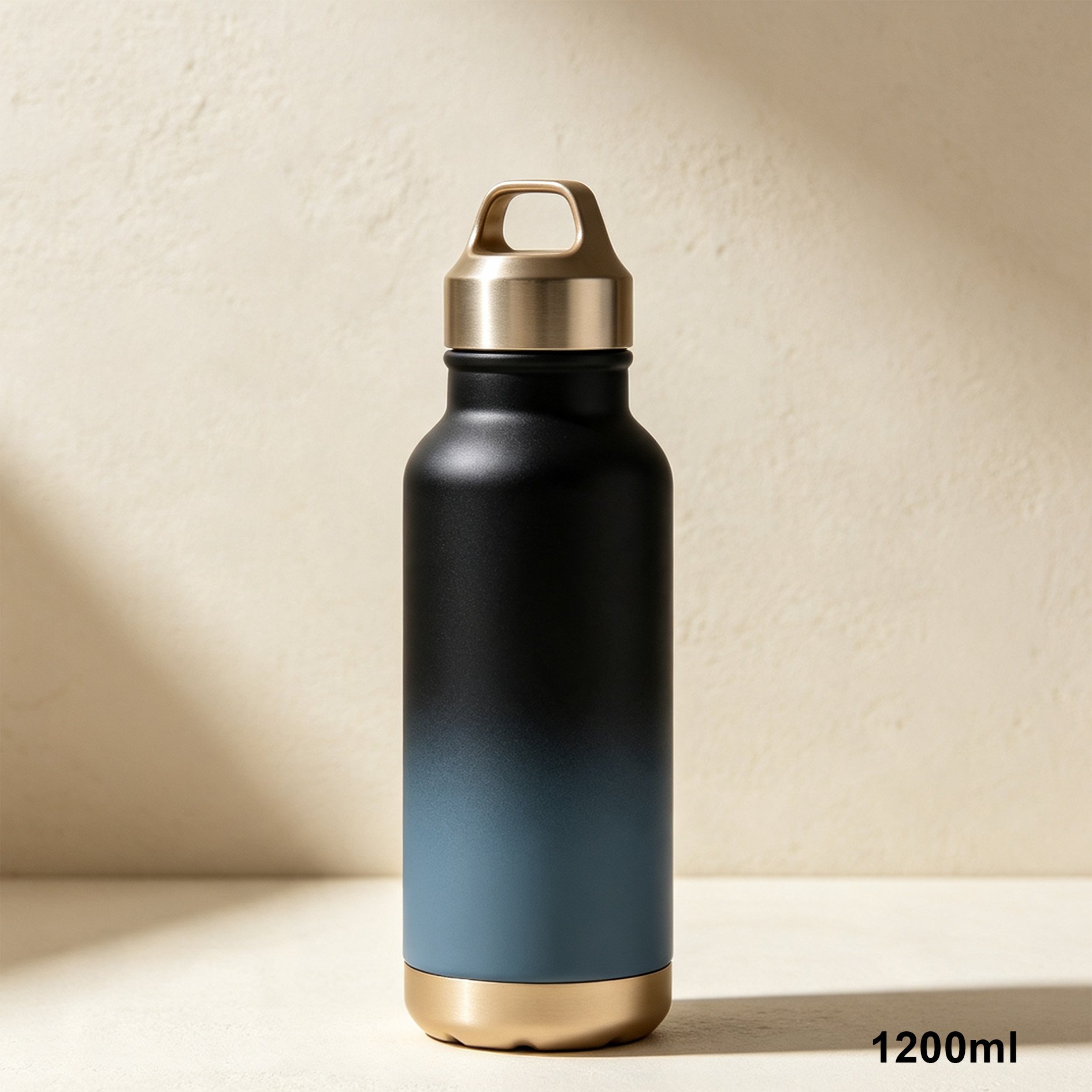 Insulated sports water bottle with sleek design