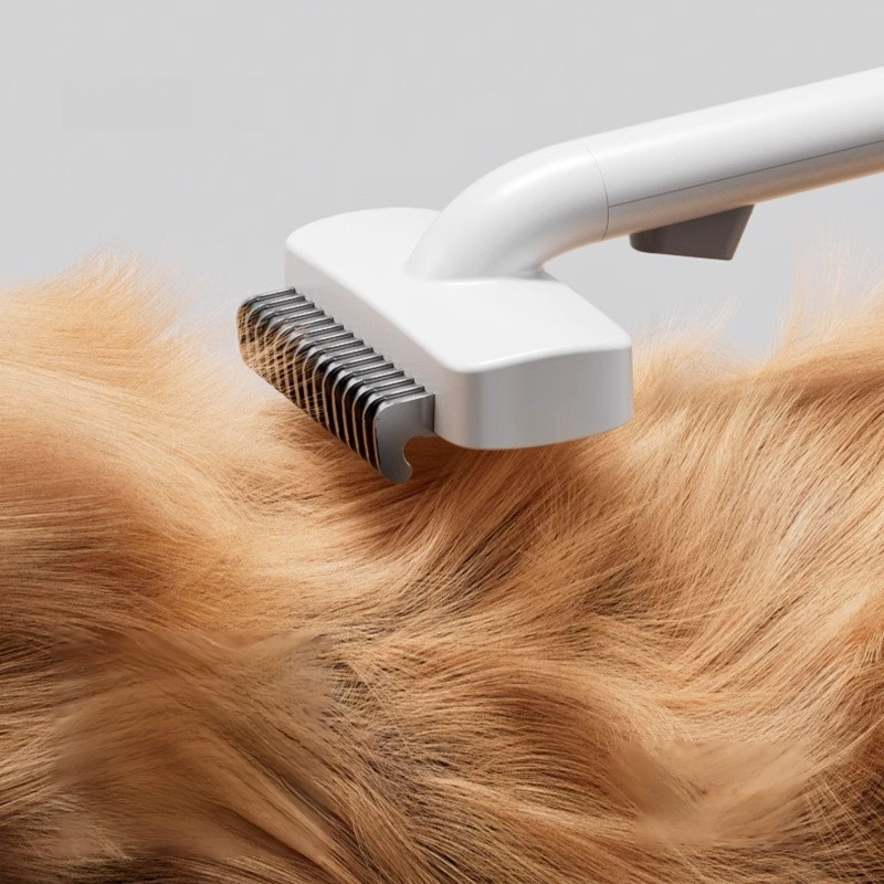 Cat grooming comb to remove tangles