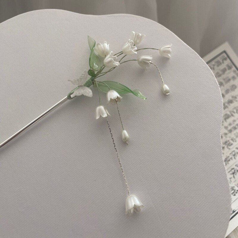 Spinka do włosów z frędzlami