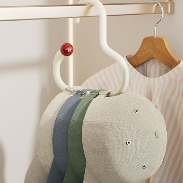  다용도 미끄럼 방지 모자걸이