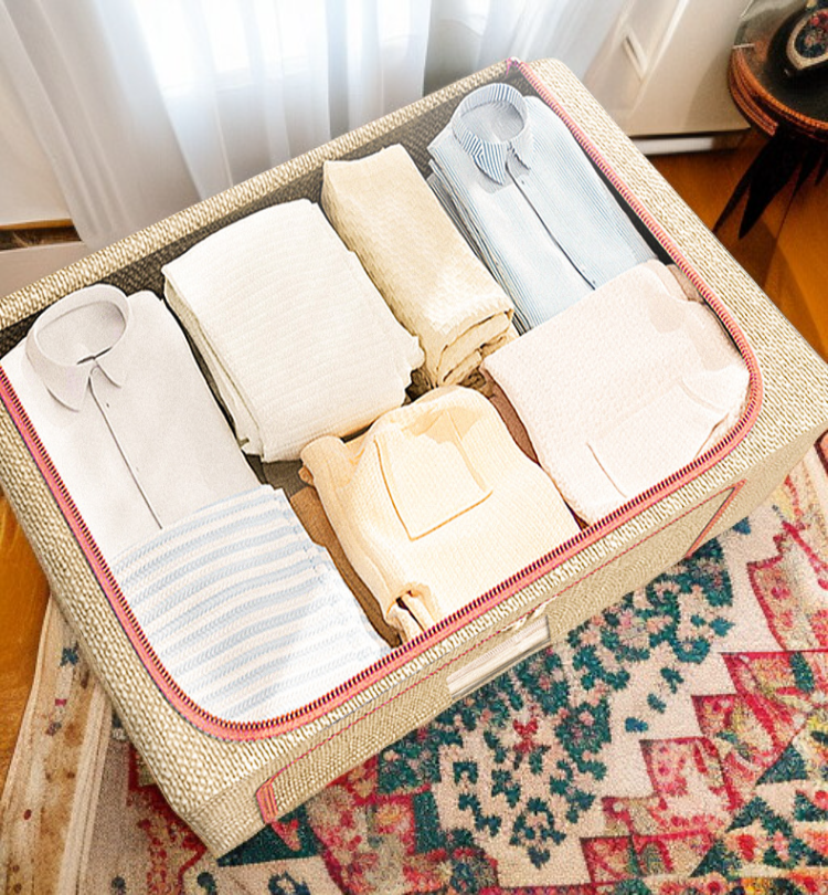 단일창 구조의 수납함 내부 공간