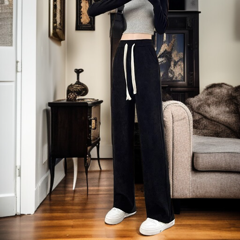Stylish women's commuter pants in soft fleece fabric