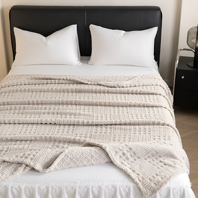 厚實壓紋蓋毯