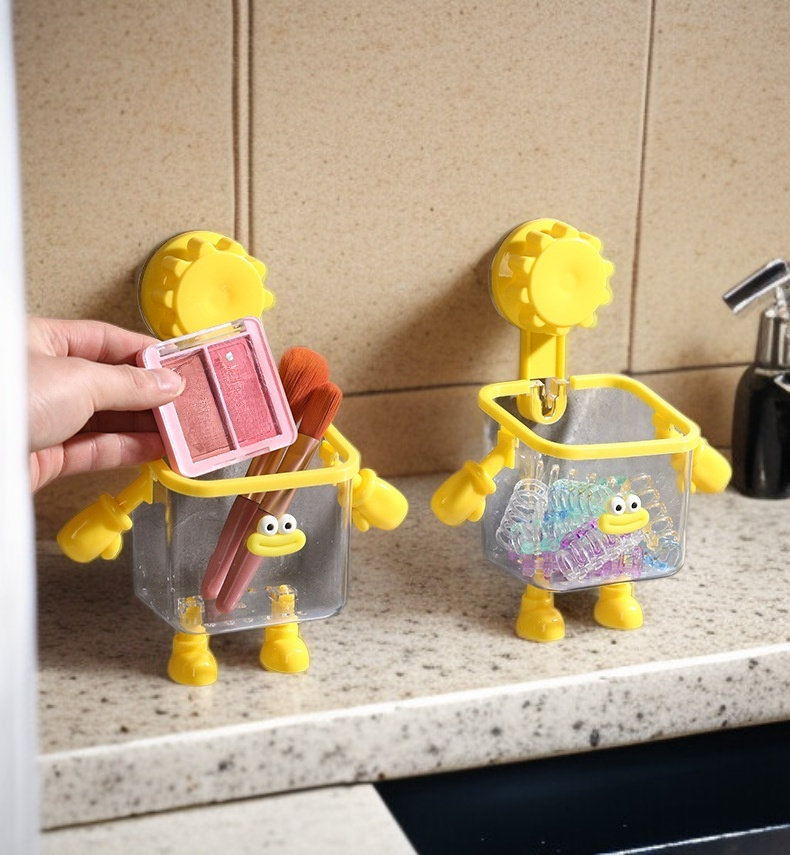 간편하게 설치된 욕실 수납함