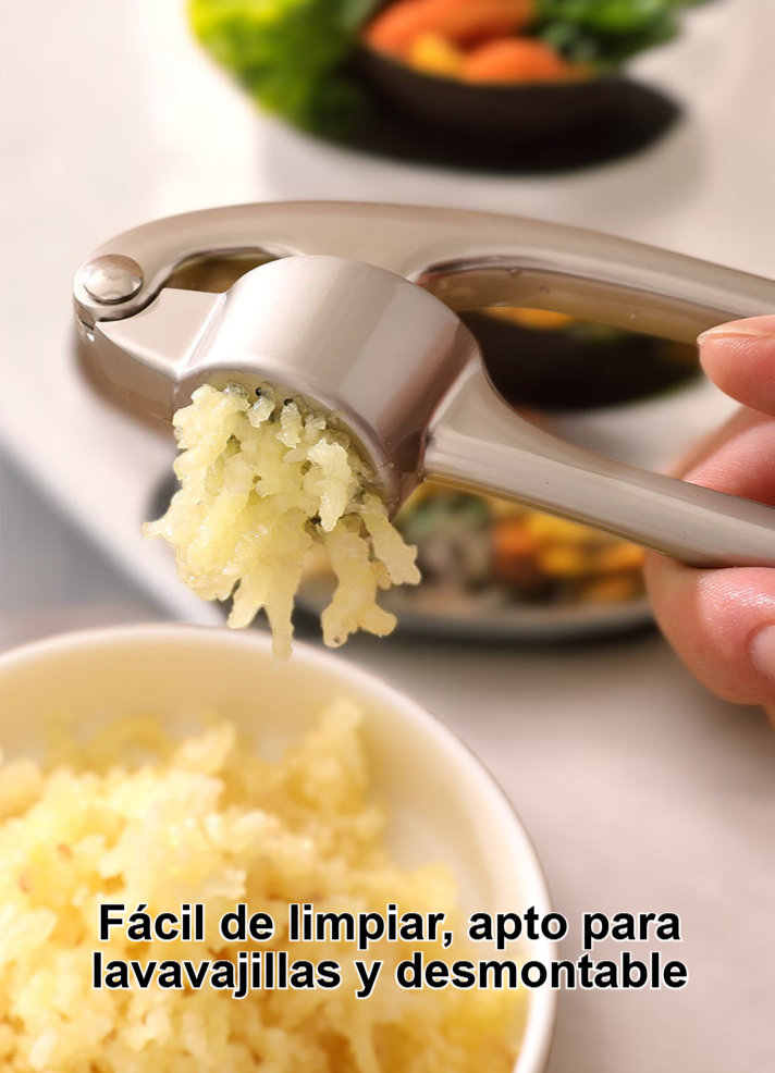 Utensilio de cocina para prensar y machacar ajo