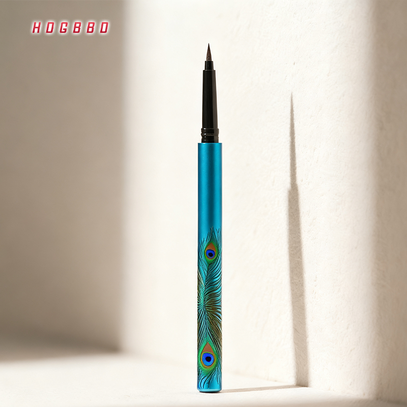 อายไลเนอร์แห้งเร็ว ไม่เลอะสำหรับแต่งตา