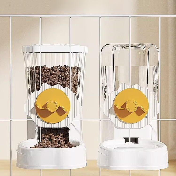 강아지 전용 걸이식 급수기 애완동물 우리 급수기 입이 젖지 않는 디자인