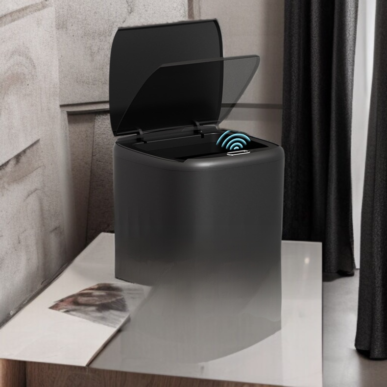 거실과 화장실에서 사용하는 휴지통