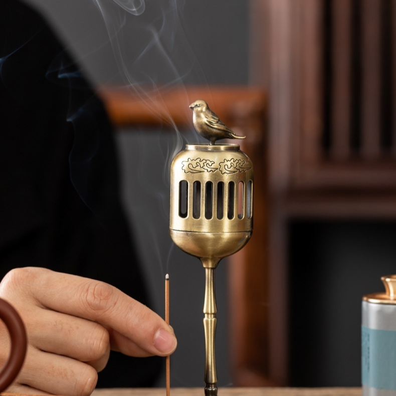 パレスデザイン金のカササギお香ランプ