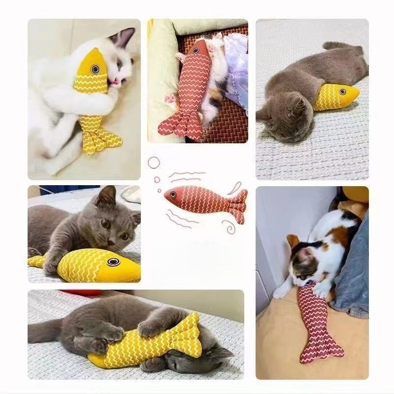 麻布の魚型子猫用おもちゃ