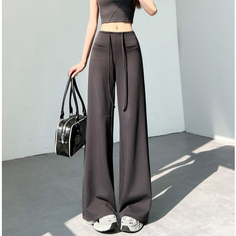 여성 하이웨스트 트레이닝 팬츠 착용 이미지