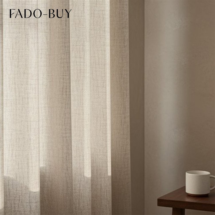 부드럽고 통기성이 좋은 커튼