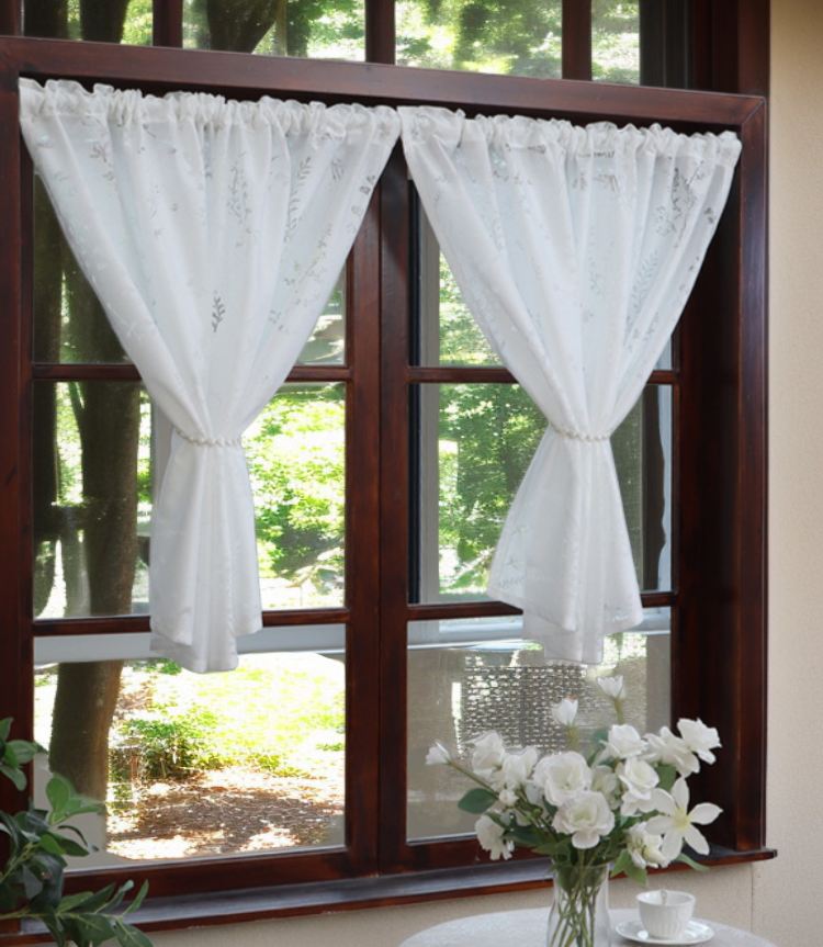 フレンチホワイトレースのアップ写真