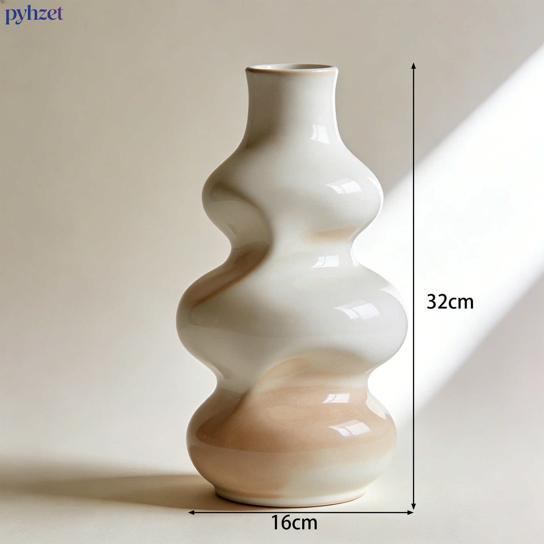 和風と洋風どちらにも映える花瓶