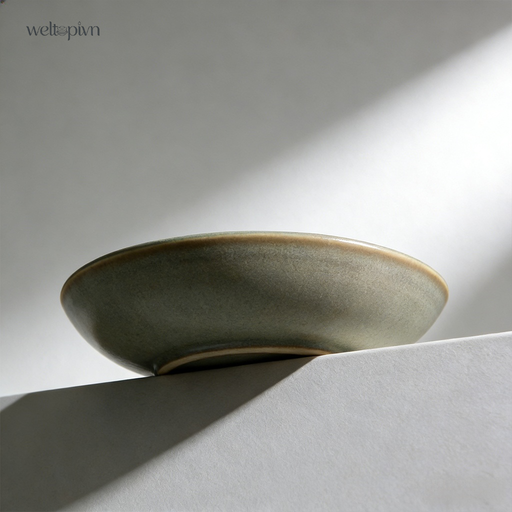 จานเซรามิกเคลือบใต้เคลือบลายสวย