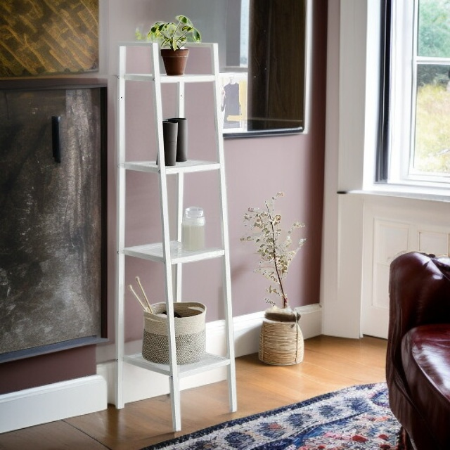 거실 바닥 사다리꼴 선반 