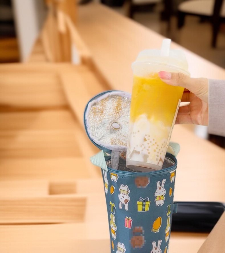 스타일리쉬한 캔버스 소재의 물컵 보온팩