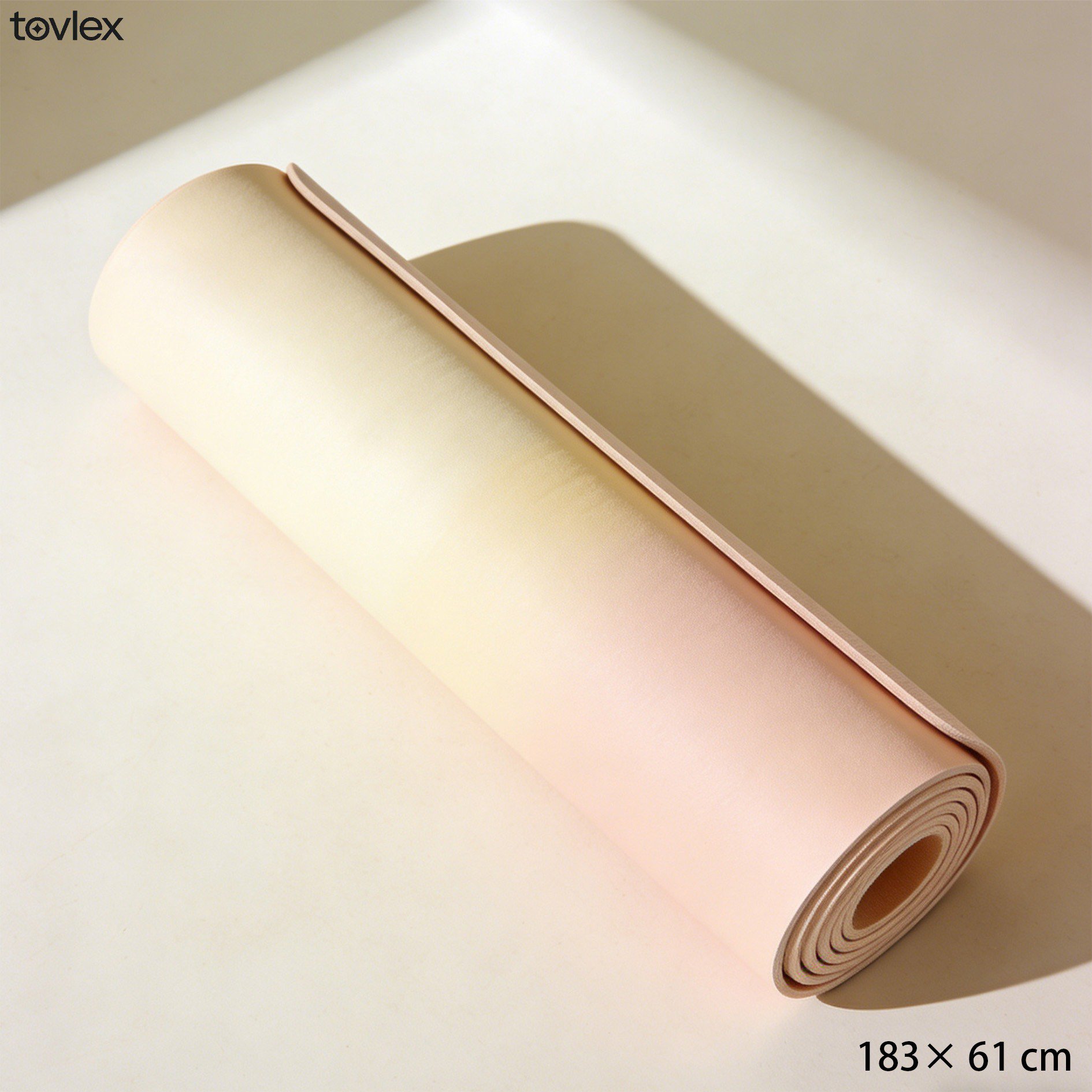 편안한 쿠션감의 요가 매트 두께 강조