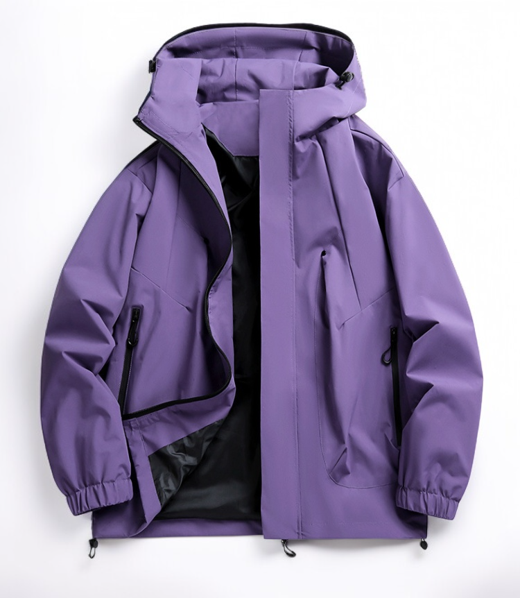 남성 아웃도어 트렌치코트 야외 활동 이미지