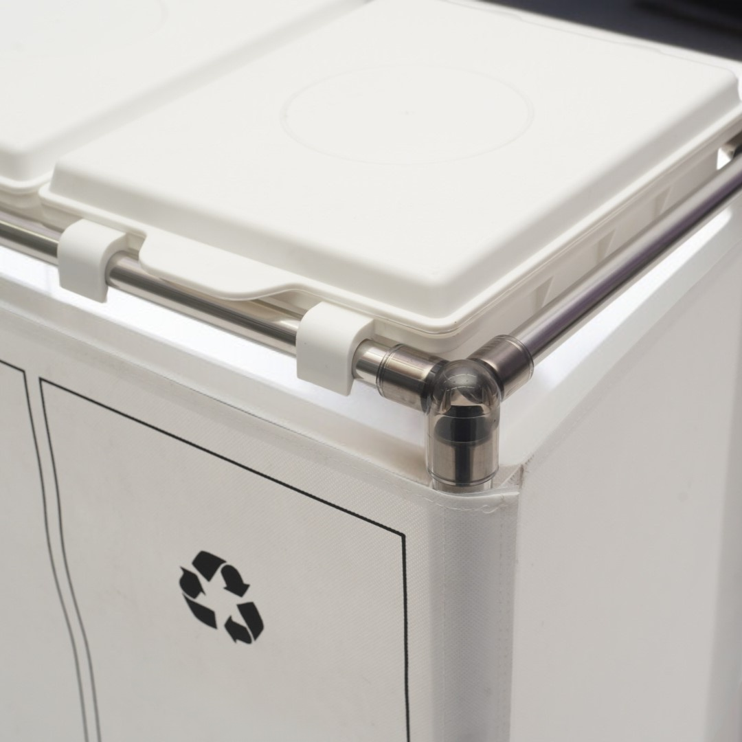 분리 가능한 칸막이 쓰레기통