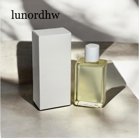  Body Oil น้ำมันนวดบำรุงผิวกาย เพิ่มความชุ่มชื้น