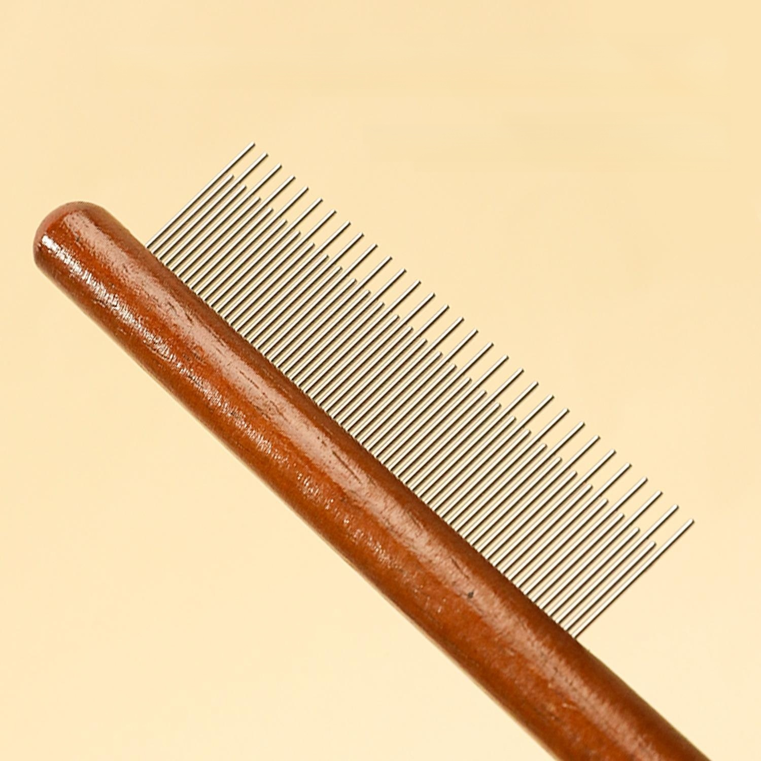 Hundekamm mit Griff aus Massivholz