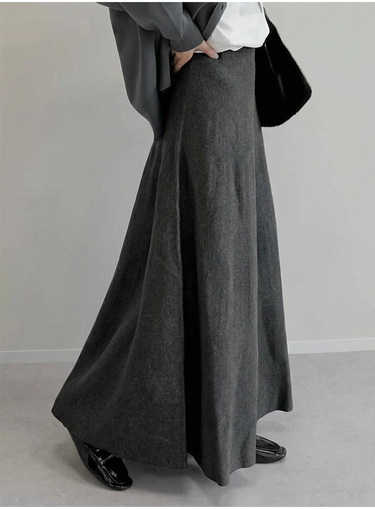 体型カバー効果のあるマーメイドスカート