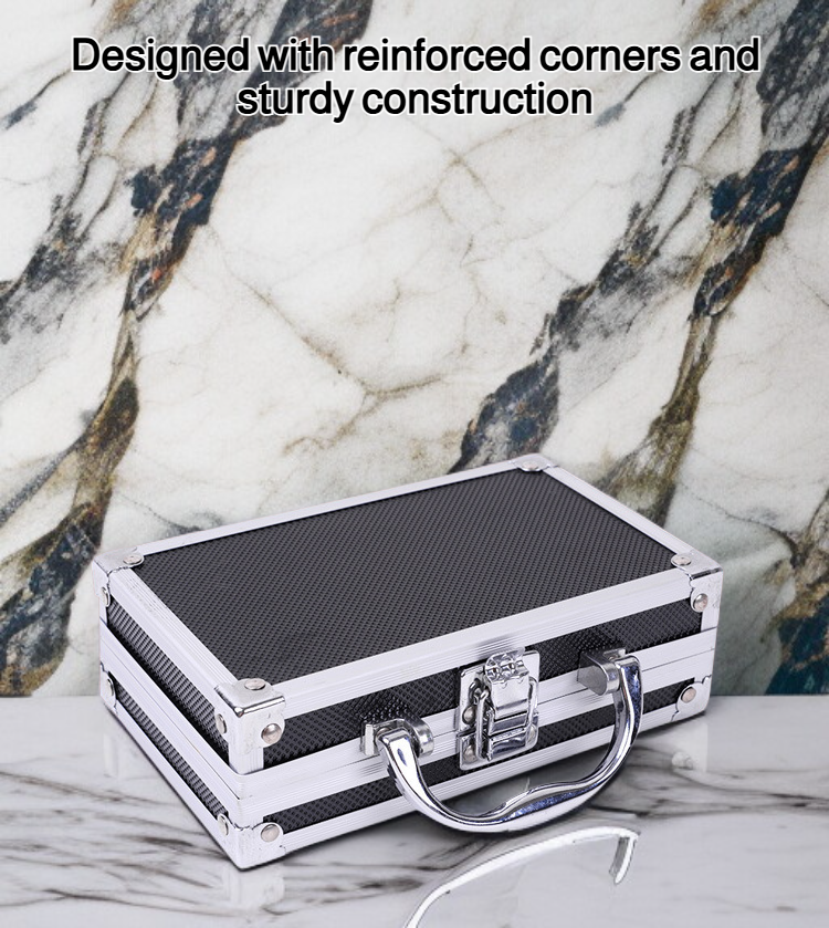 Large capacity aluminum alloy toolbox with sturdy handles