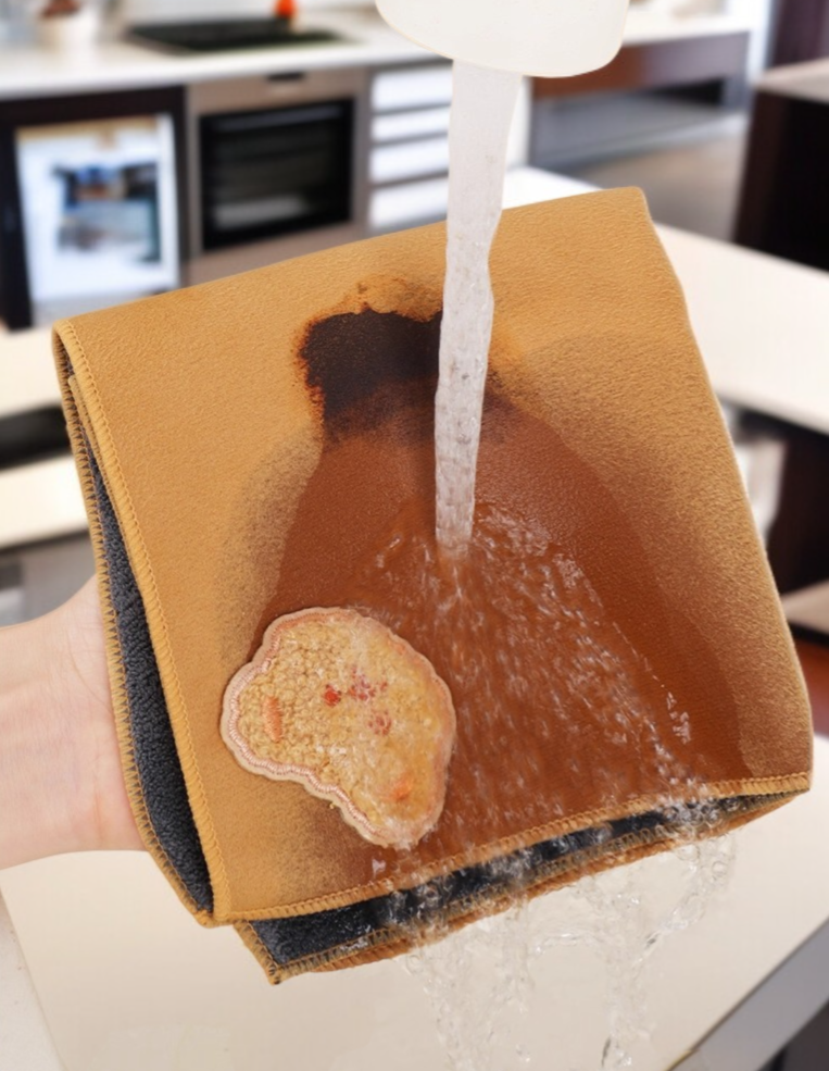 내구성이 뛰어난 스웨이드 천의 두께감