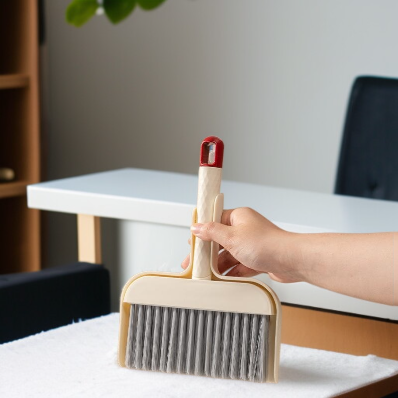 Desktop mini dustpan broom set windowsill gap brush computer keyboard brush hamster pet cleaning too