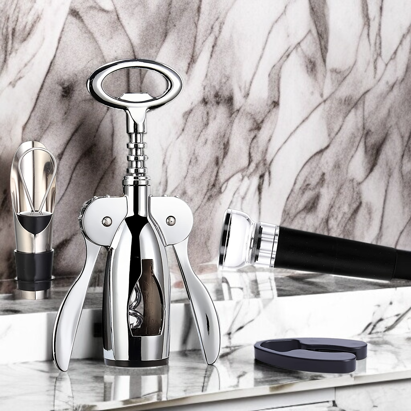 ソムリエナイフ型ワインオープナーのコルク抜き機能