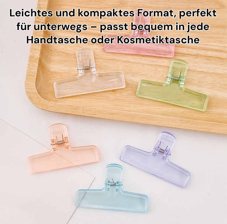 Transparenter Acryl-Jelly-Clip auf weißem Hintergrund
