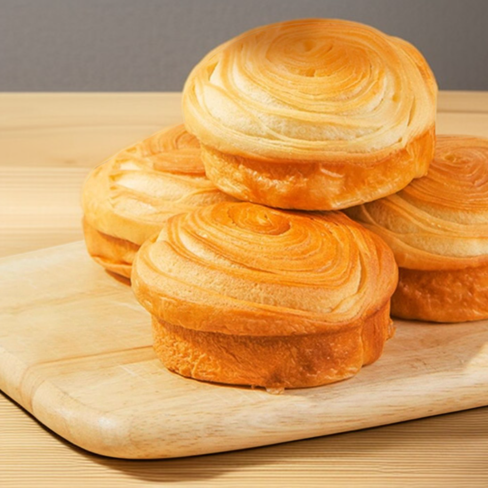 濃厚でクリーミーな手切りパン