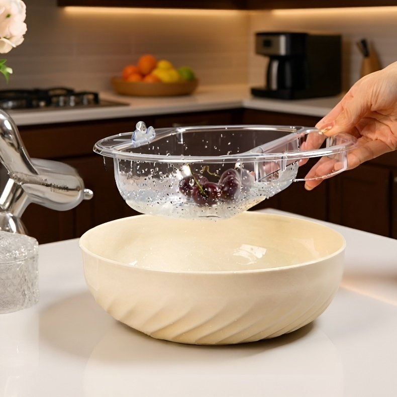 Fruit plate that combines holding and draining