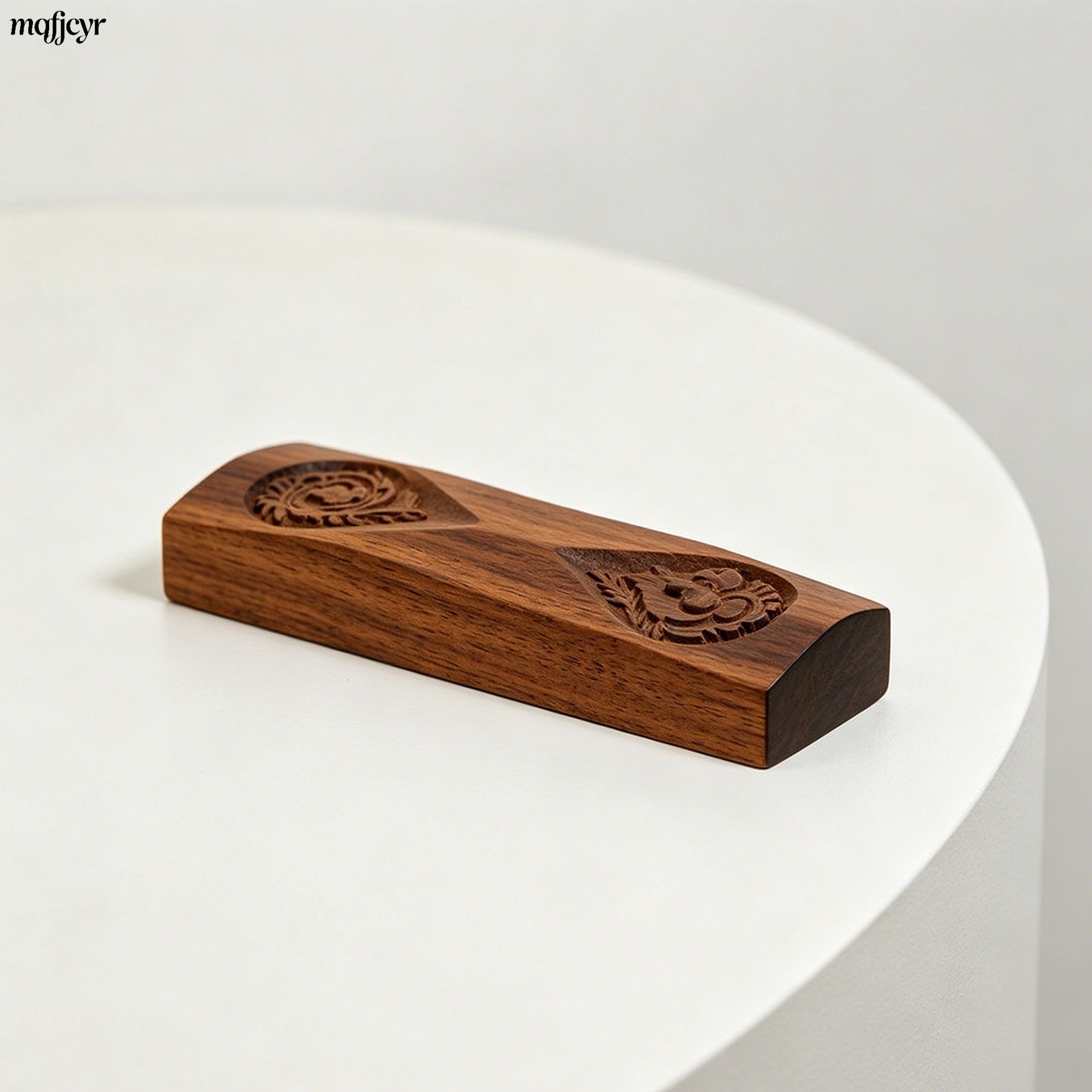 Briefbeschwerer-Ornament aus Sandelholz im Stil eines Gelehrtenstudios