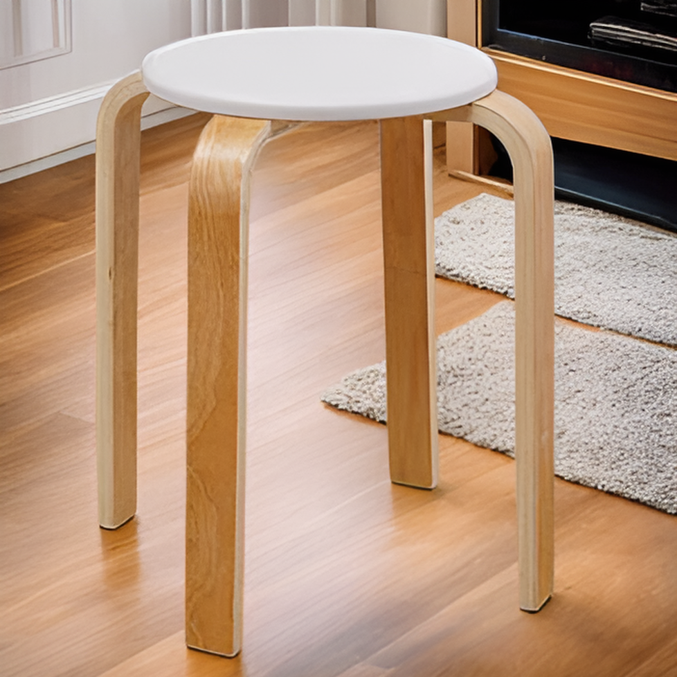 원목 소재의 다리가 높은 식탁 의자