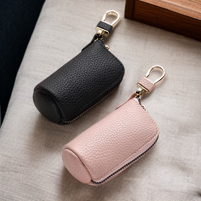 심플하면서도 다기능적인 키 파우치