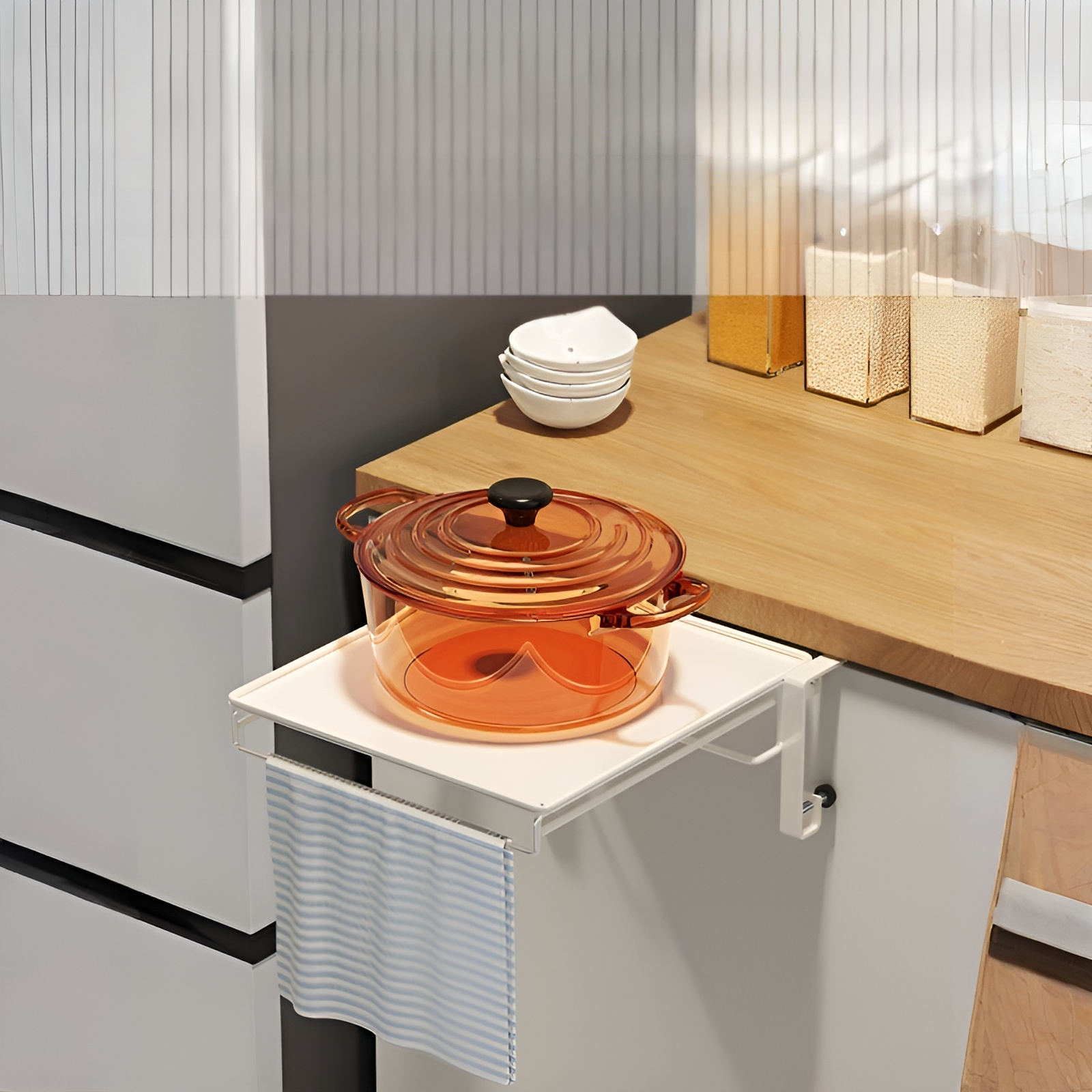 Estante de cocina plegable para colgar en la puerta del gabinete