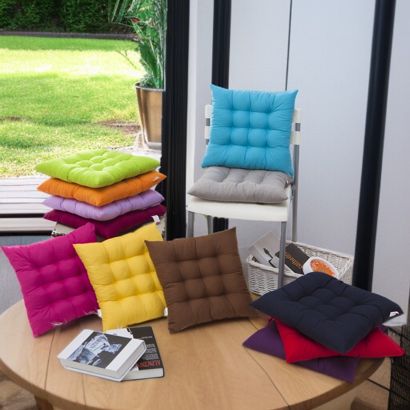 厚みのある起毛シートクッション