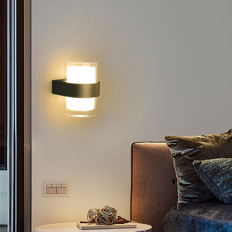 Modern style circular wall lamp for living room