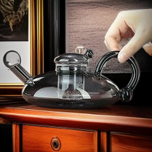 Dishwasher safe glass teapot with thick base