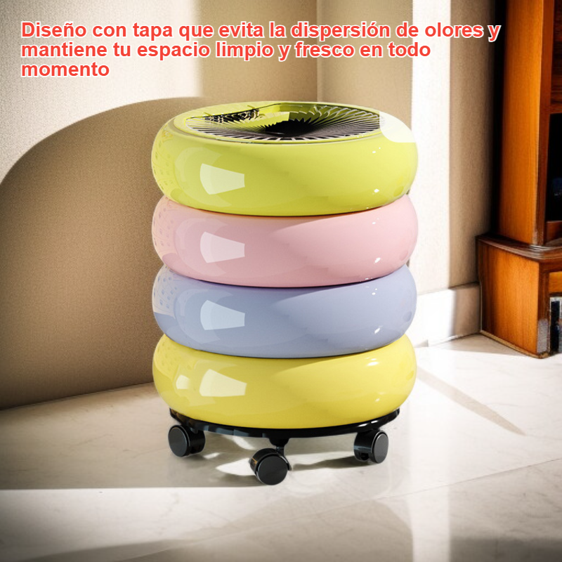 Cubo de basura con tapa