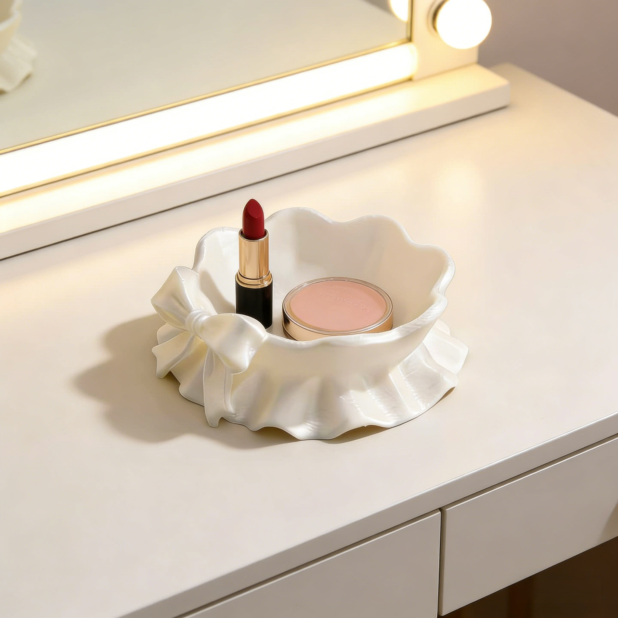 ジュエリー収納に最適な弓型トレイ