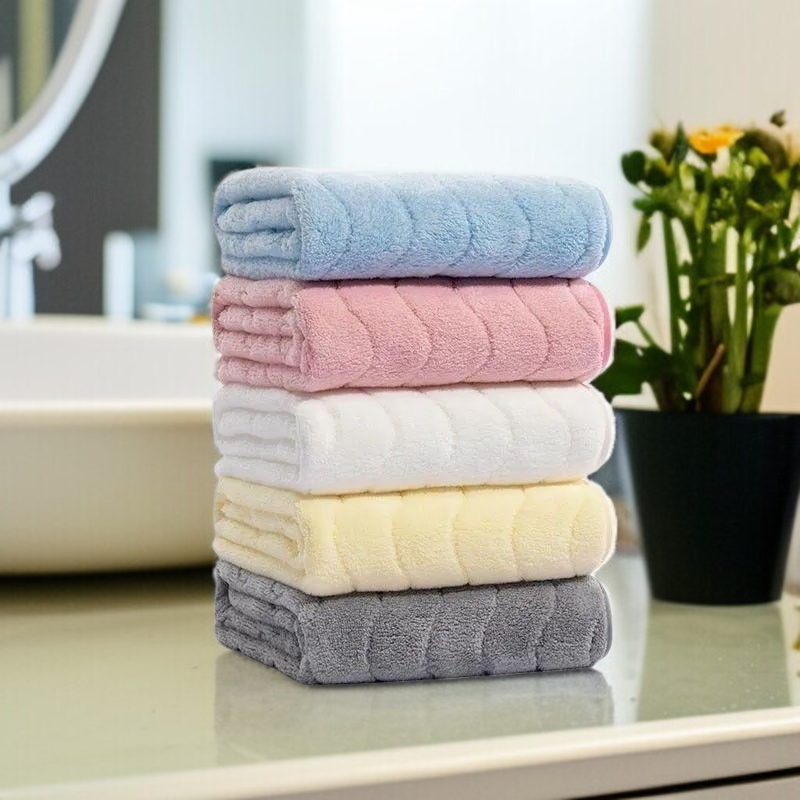 코랄 컬러 털 안 빠지는 세안 수건 제품 이미지